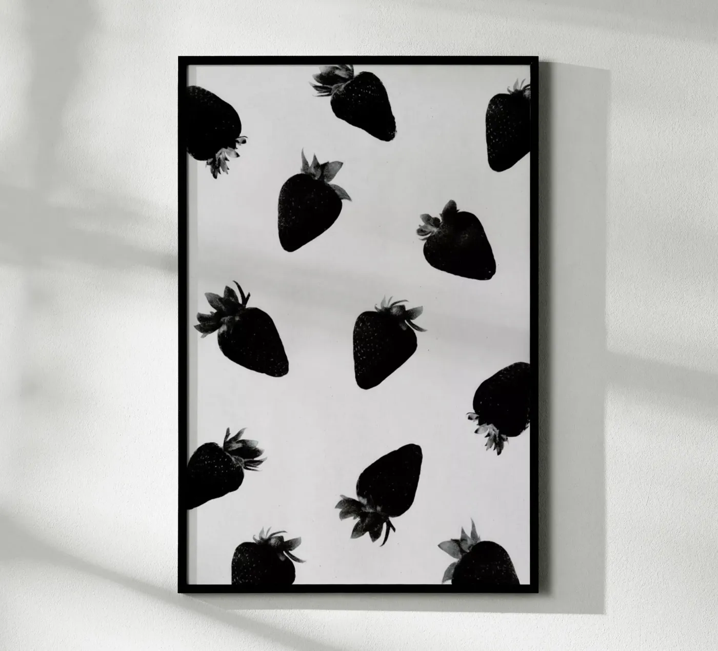 Black Strawberries poster da STUDIO LEEMO