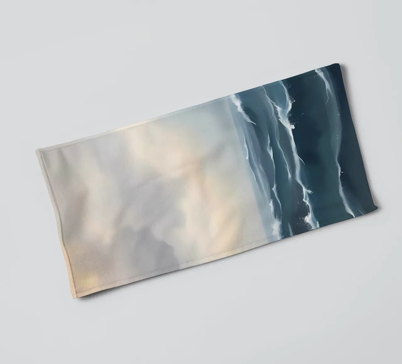 Gelassener Sturm Handtuch von Artistic-shop