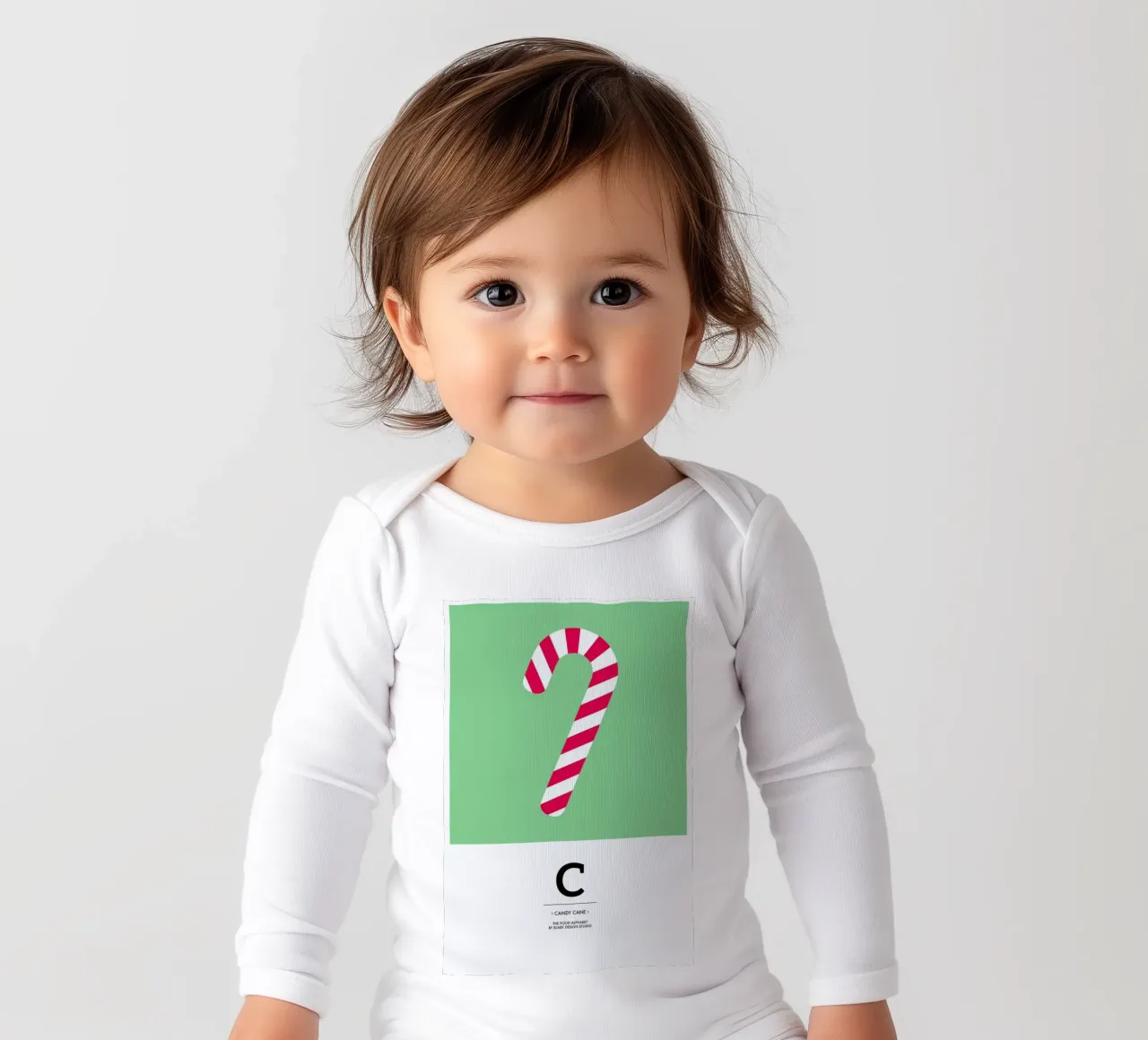 Food Alphabet Xmas Edition C body manches longues de BLAEK Design Studio