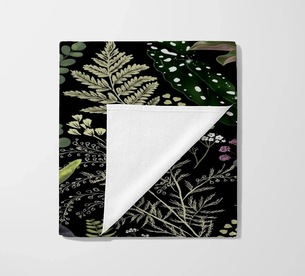 Dark Mystical Garden Botanical Pattern telo mare da anisillustration