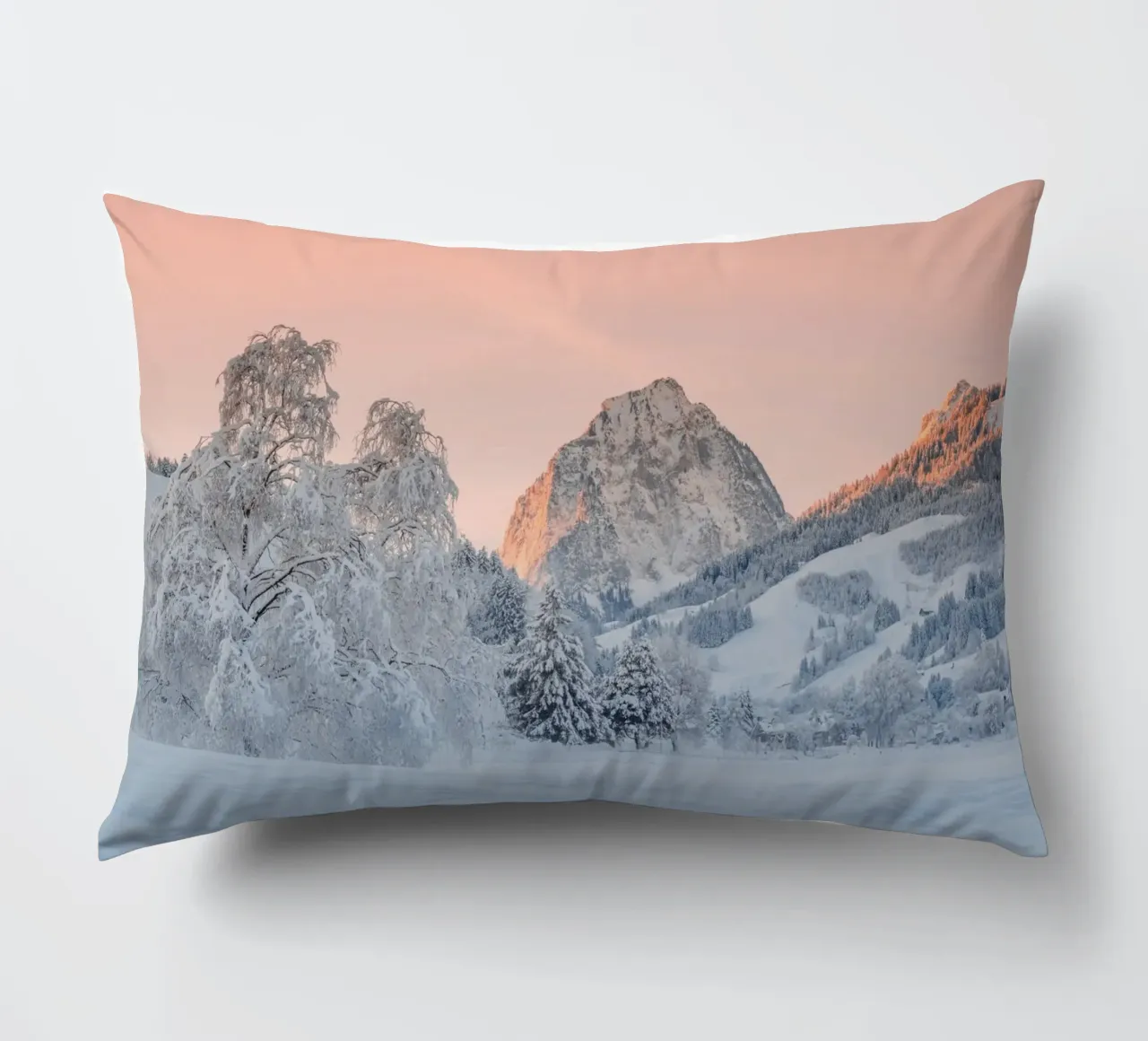 Alba invernale in Svizzera cuscino da Marcel Bisig