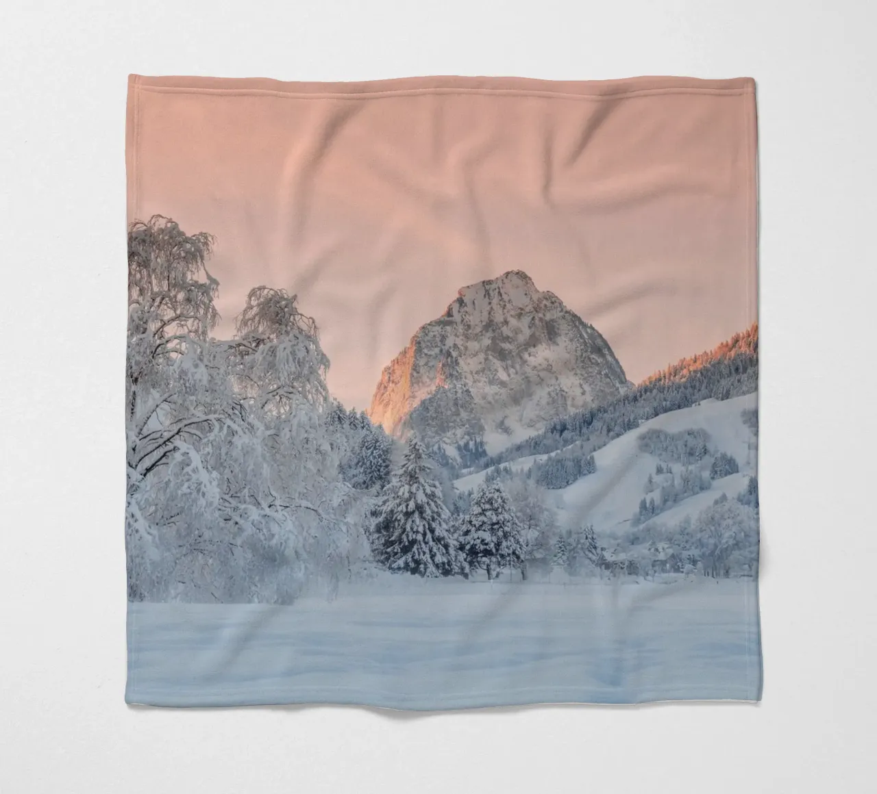 Alba invernale in Svizzera coperta in pile da Marcel Bisig