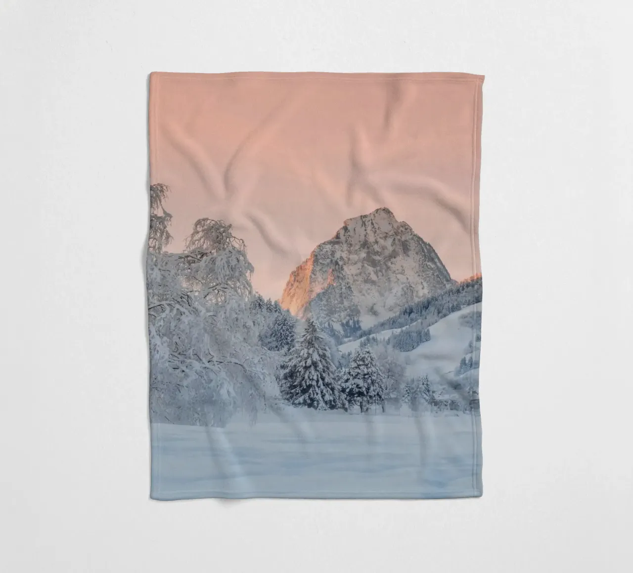 Alba invernale in Svizzera coperta in pile da Marcel Bisig