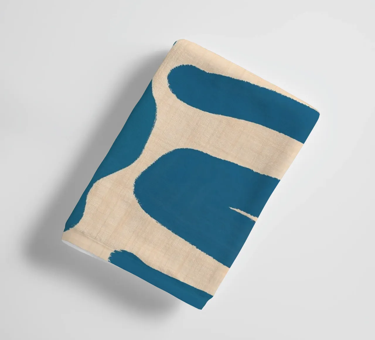 Abstraktes Retro-Labyrinth - Mid Century Modern Lines Blau Handtuch von susanacosta