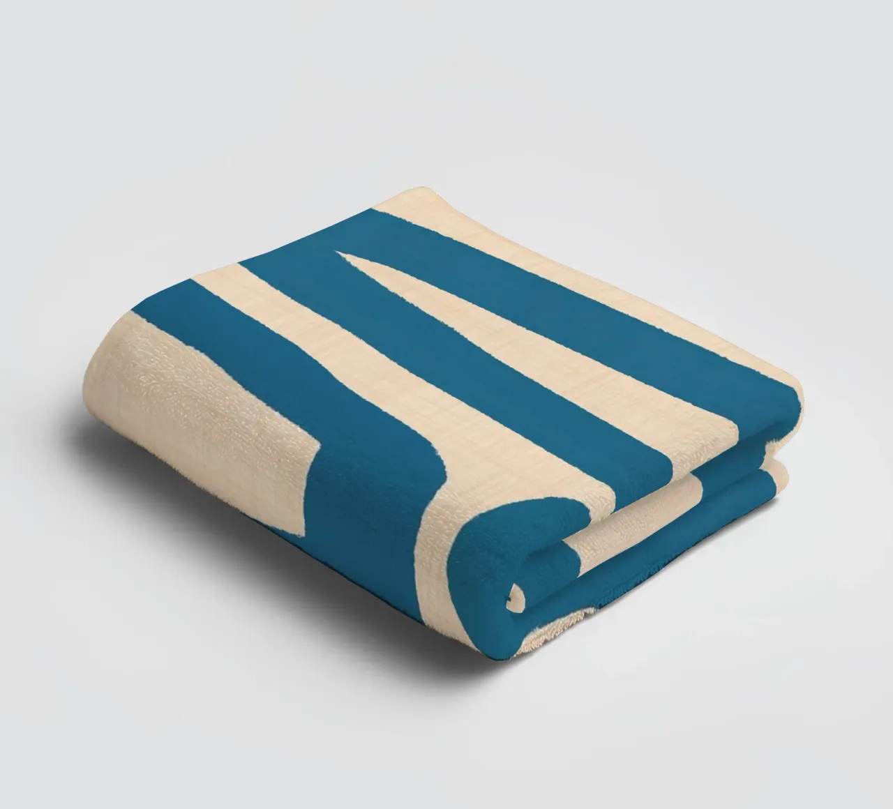 Abstraktes Retro-Labyrinth - Mid Century Modern Lines Blau Handtuch von susanacosta