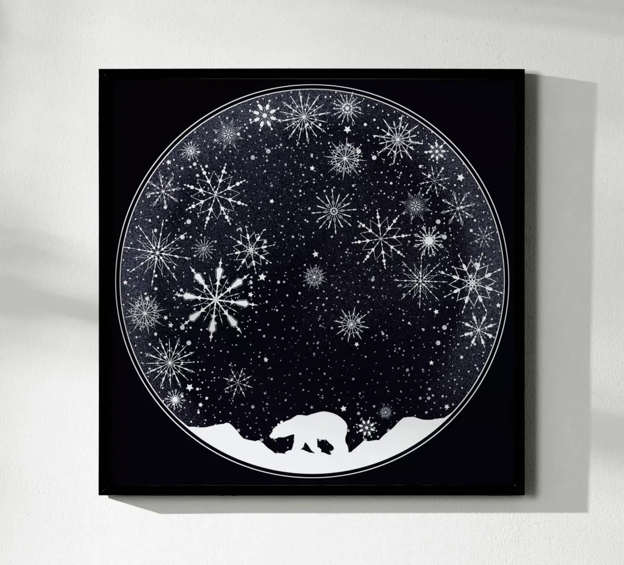 Snow Globe poster da Tobe Fonseca