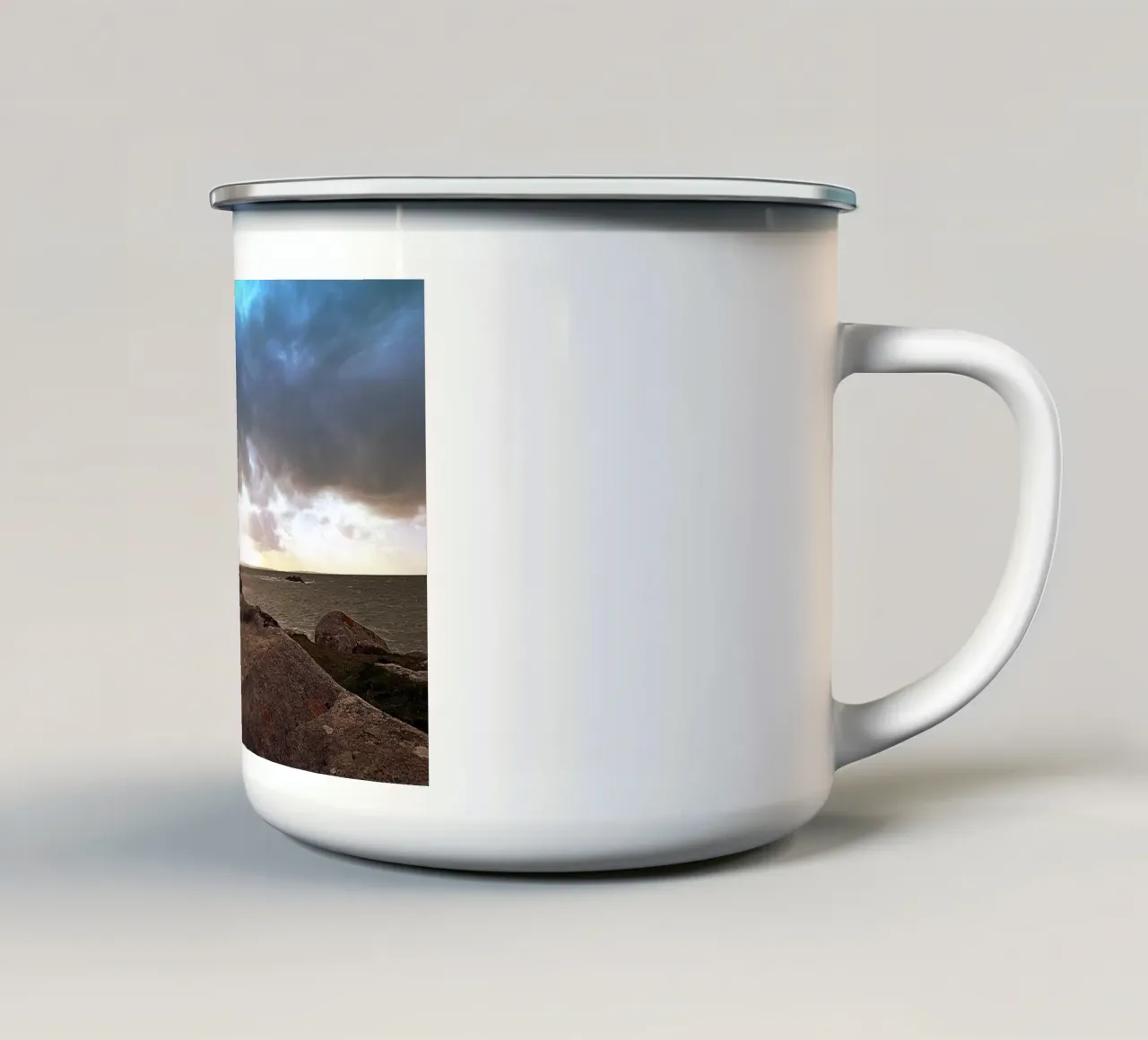 FAA180 tazza in smalto da Thierry vobmann photography