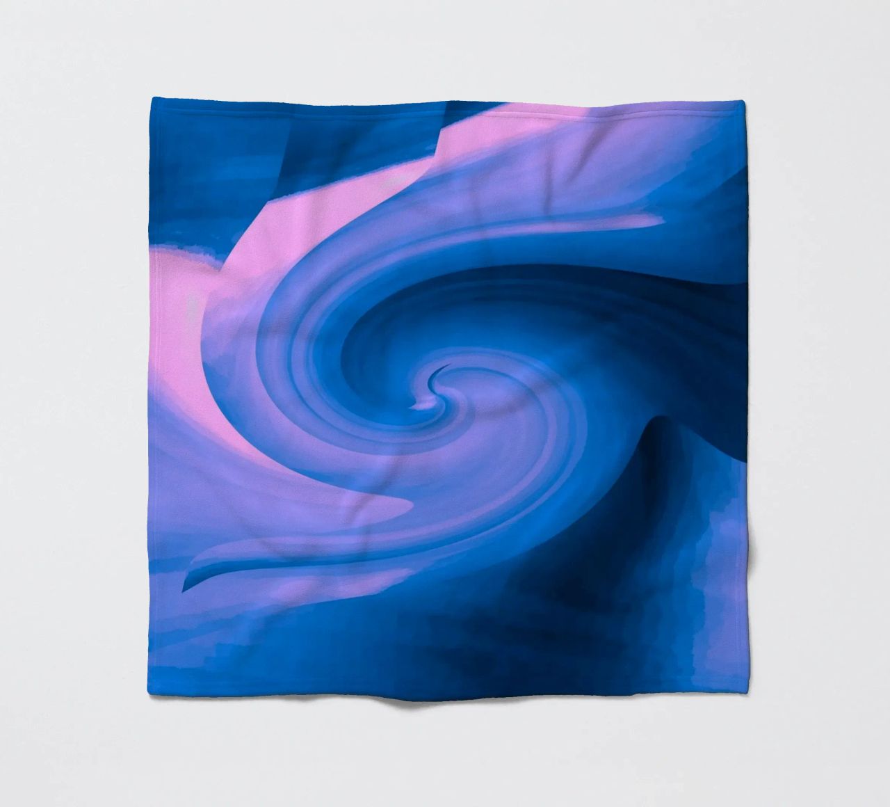 Abstraktes kreisförmiges gedrehtes Muster in blau und pink Fleecedecke von Something for you