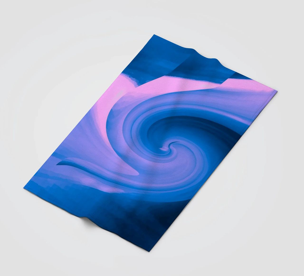 Abstraktes kreisförmiges gedrehtes Muster in blau und pink Fleecedecke von Something for you