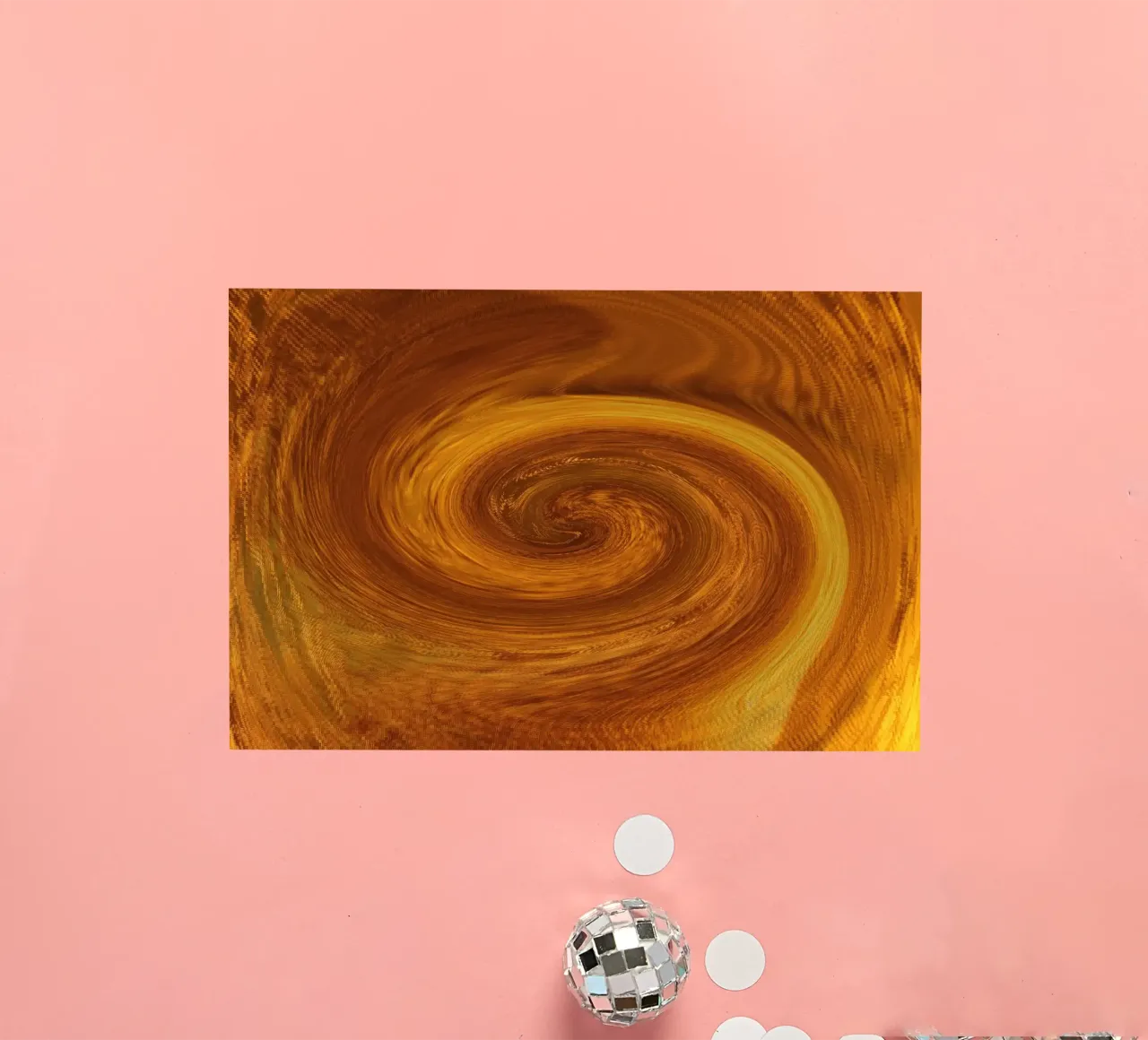 Motivo astratto dinamico a torsione in arancione e marrone adesivo da Something for you