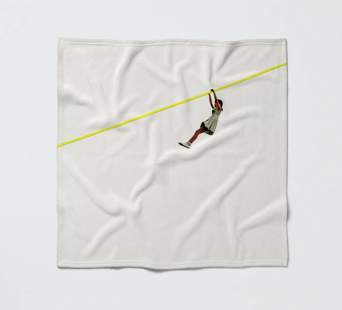 Zip Wire coperta in pile da Cassia Beck Collage