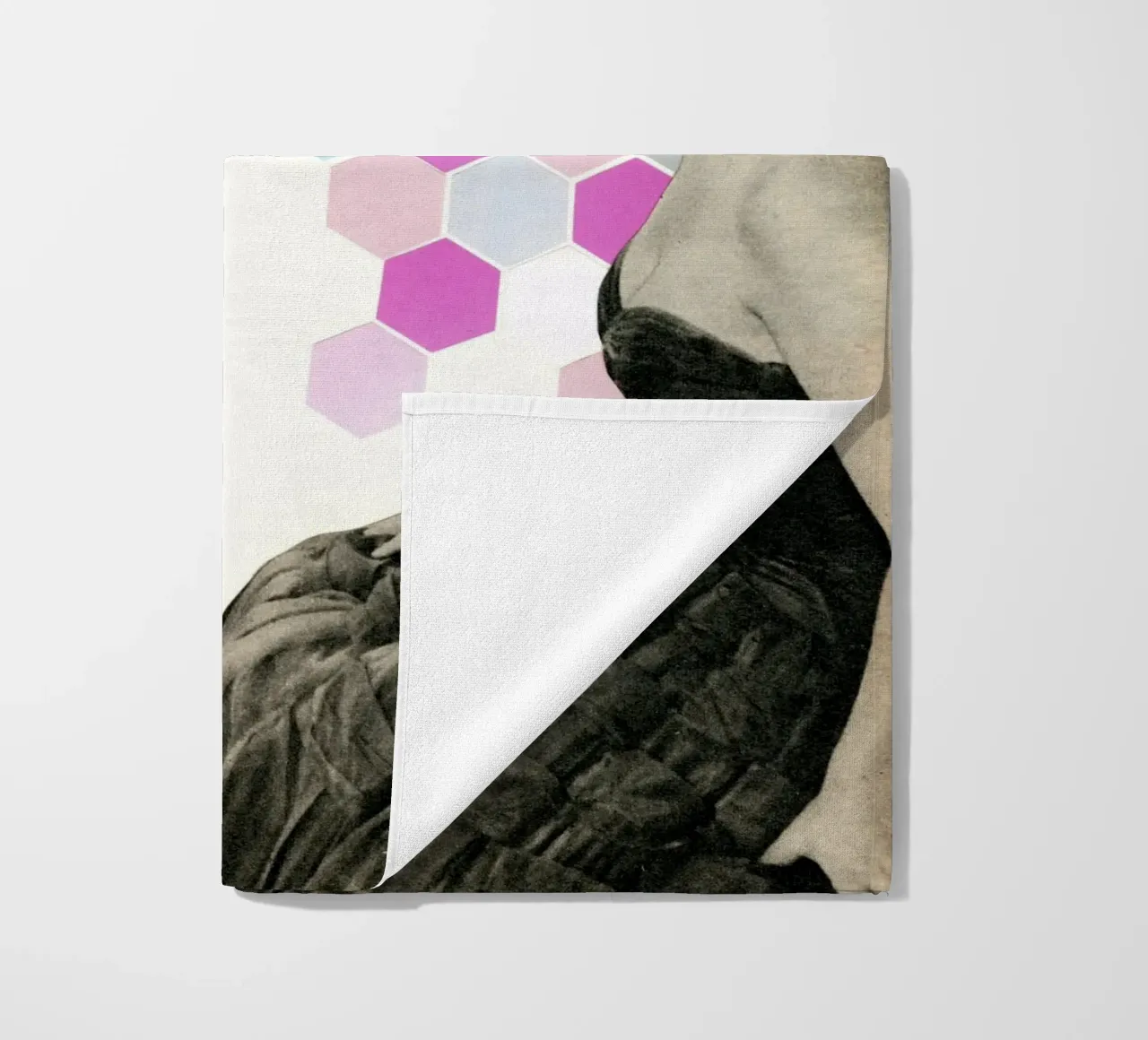 Fiordaliso telo mare da Cassia Beck Collage