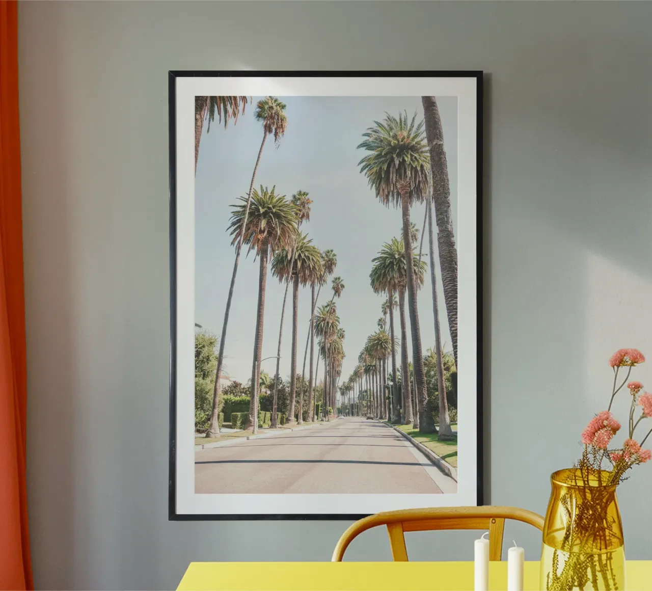 Los Angeles, USA I Sous les palmiers de Beverly Hills poster con telaio in alluminio da Julie Travel Photography