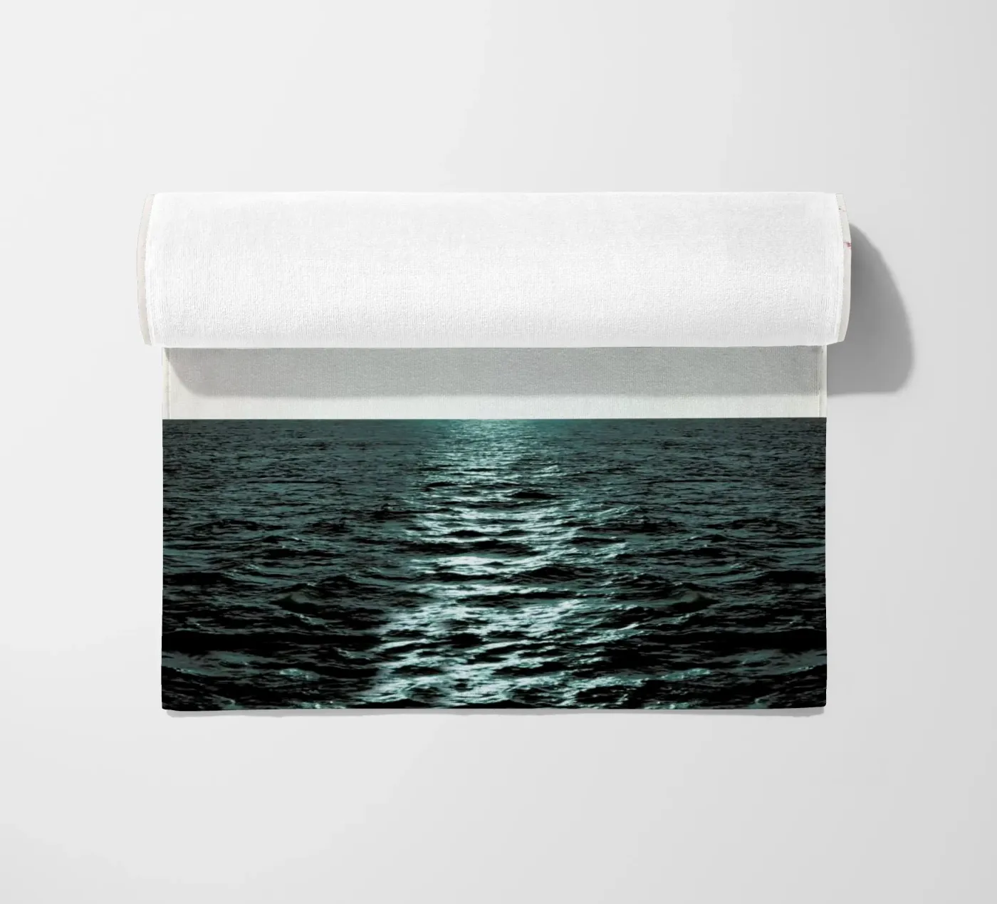 Sunset Strandtuch von Amy & Kurt