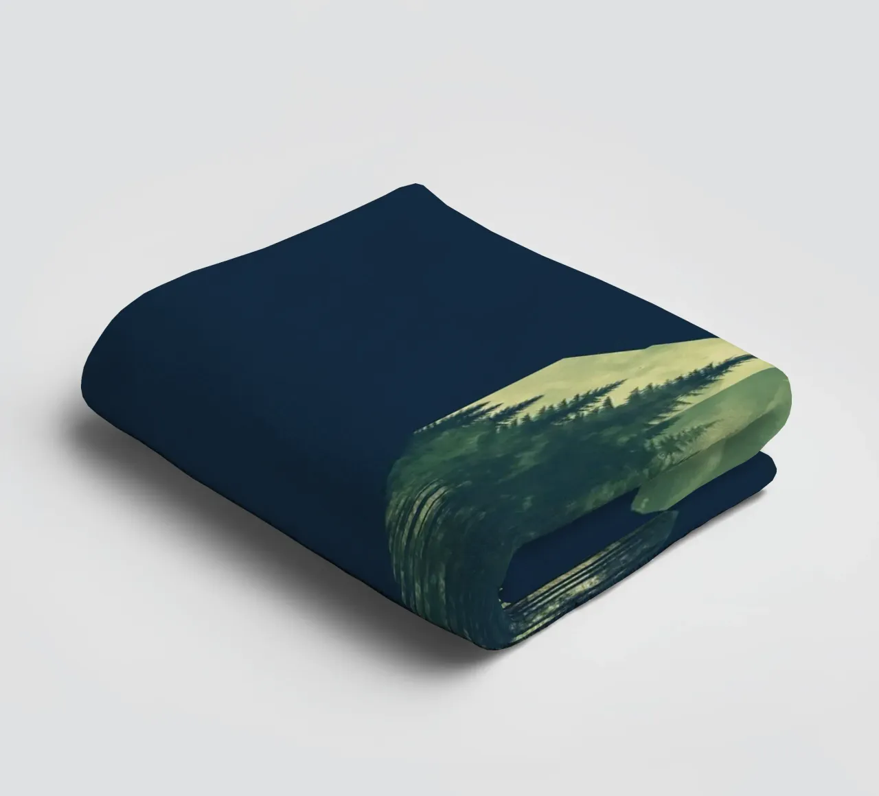Green emerge 7 - icon asciugamano da bagno da The Quiet Senju