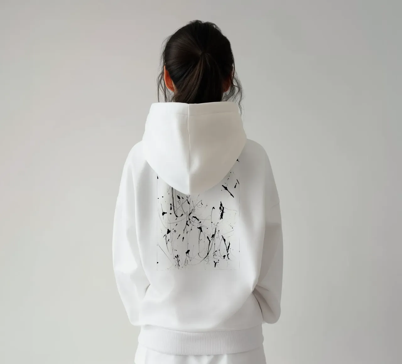 Caos e armonia - design splatter moderno felpa con cappuccio da Kunst und Kontrast