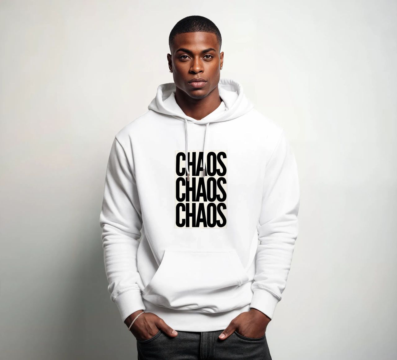 Chaos Chaos Chaos felpa con cappuccio da NORDLICHT DESIGNS