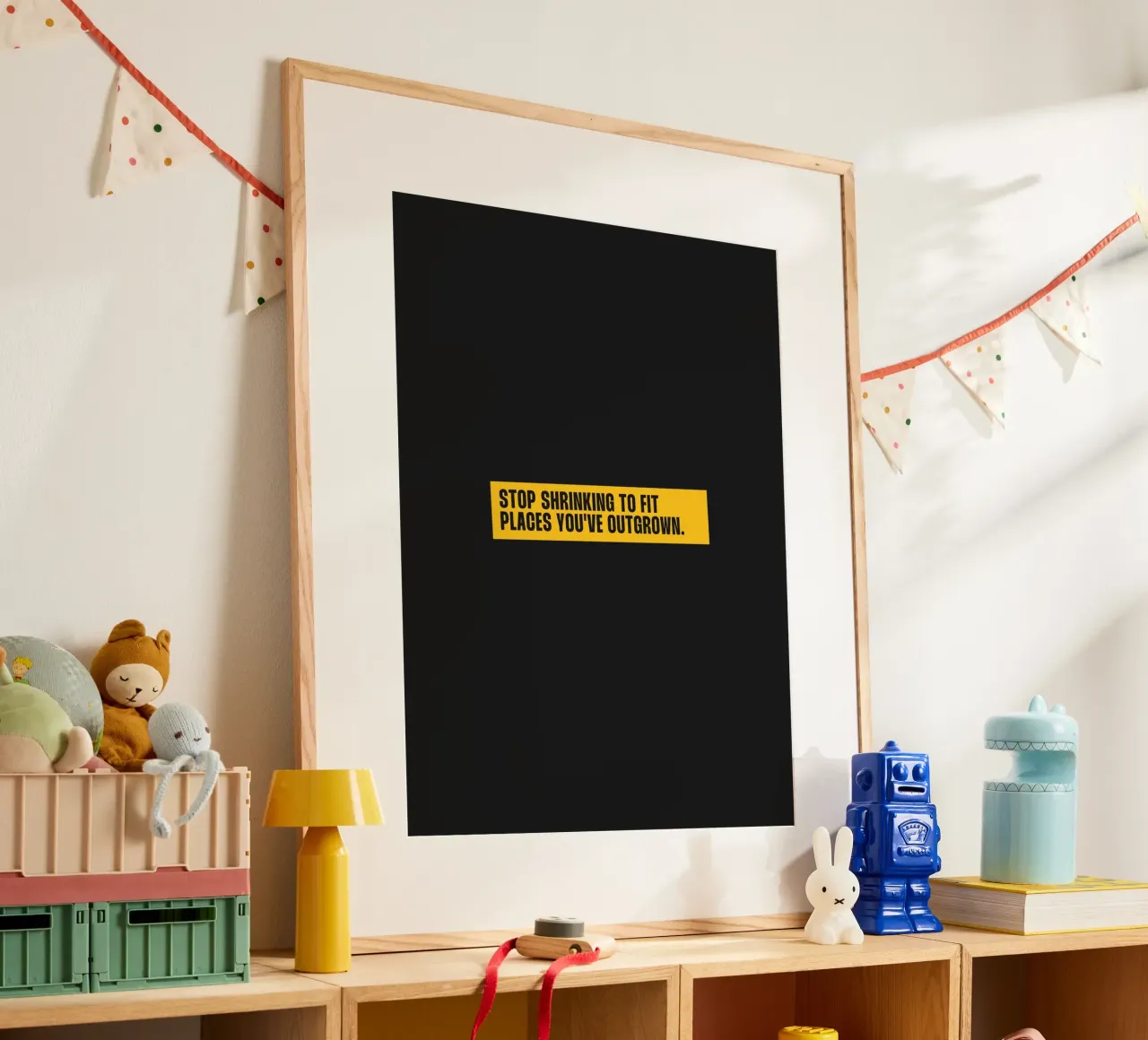 Cessez de rétrécir pour vous adapter à un endroit que vous n'êtes plus en mesure de citer poster avec cadre en aluminium de Paigaam Studio