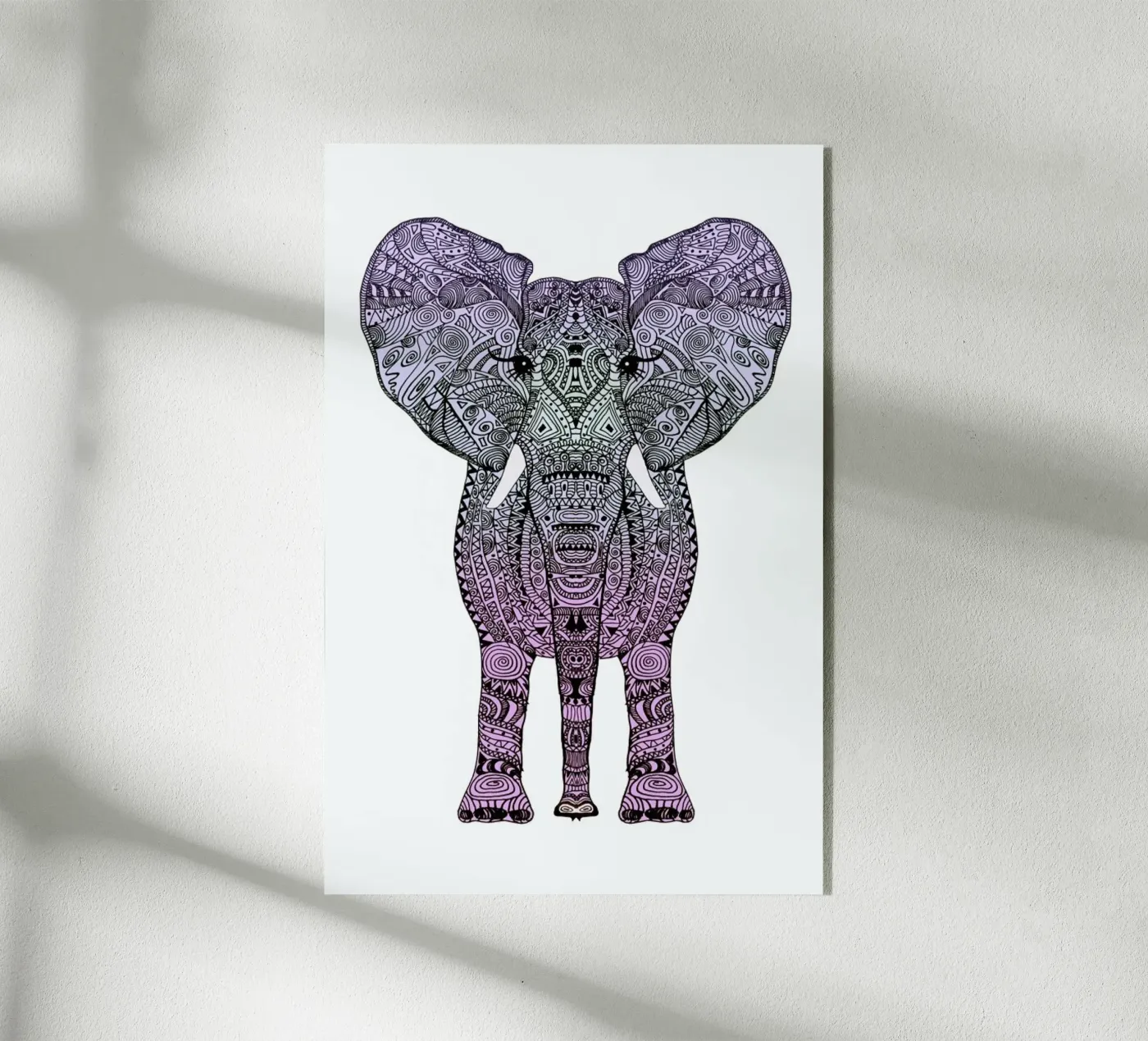 Purple Elephant plexiglass da Monika Strigel