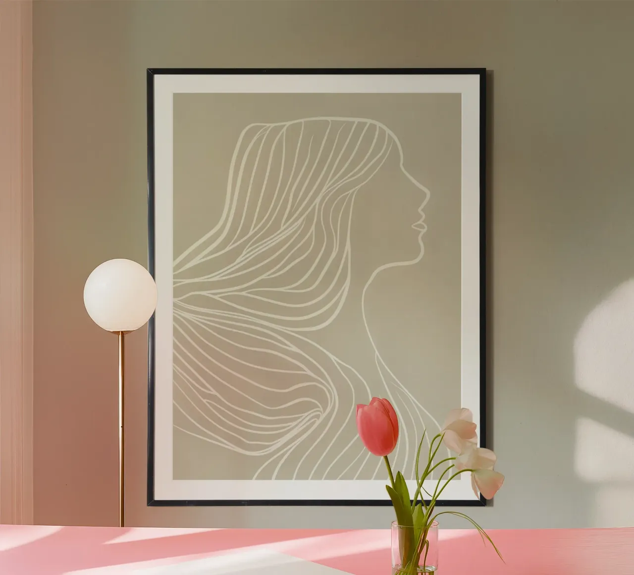 I vostri capelli lunghi | Line art minimalista in beige poster con telaio in legno da Autofocus