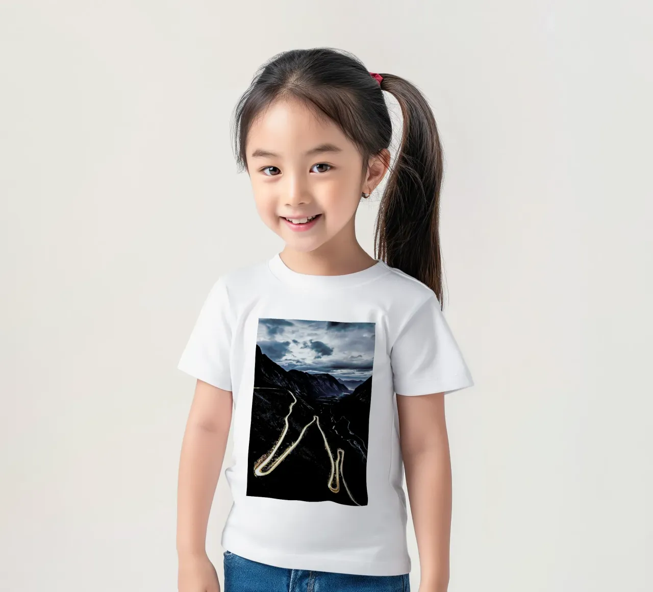 Trollstigen t-shirt bambini da Chris Abatzis