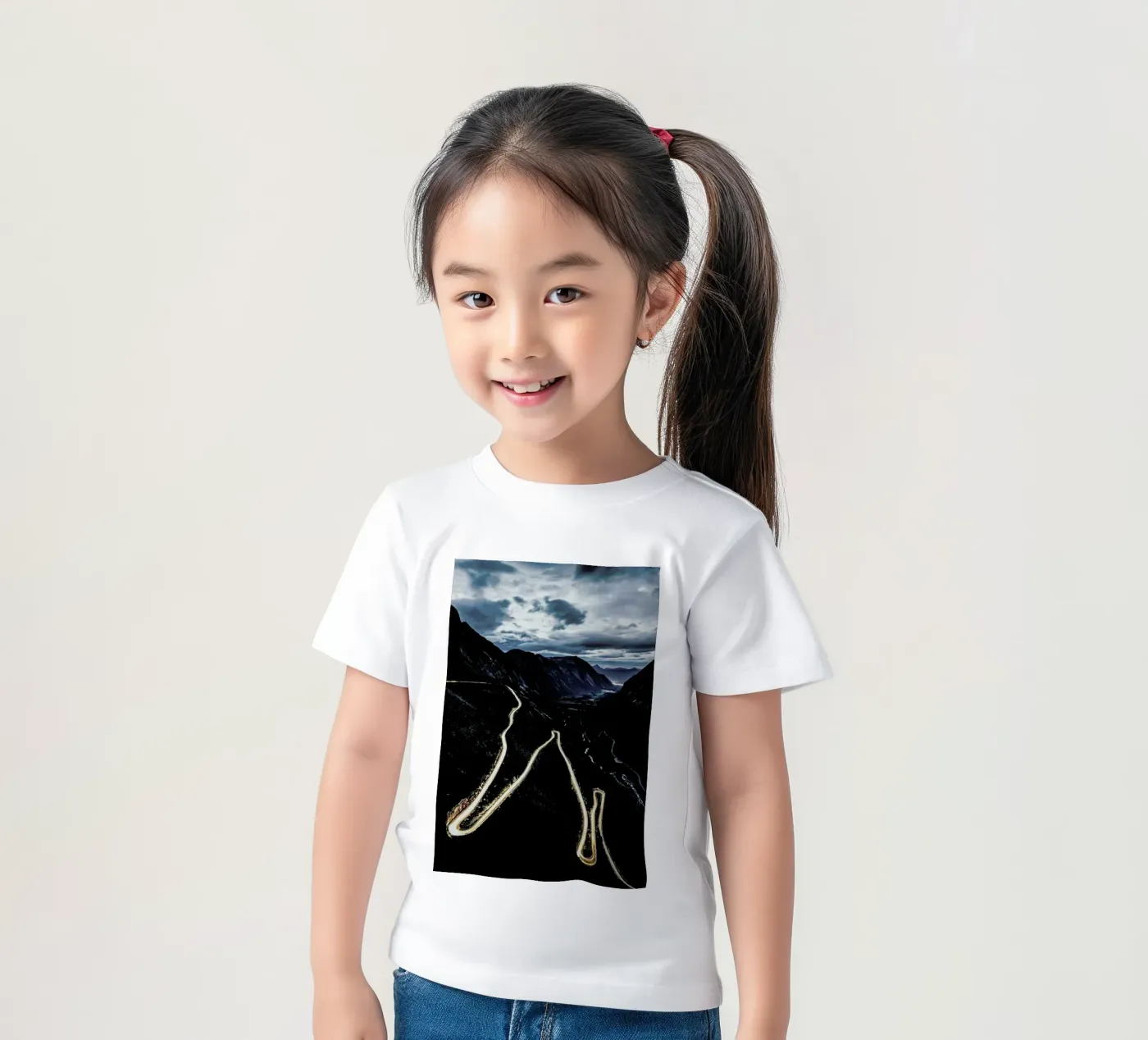 Trollstigen t-shirt bambini da Chris Abatzis