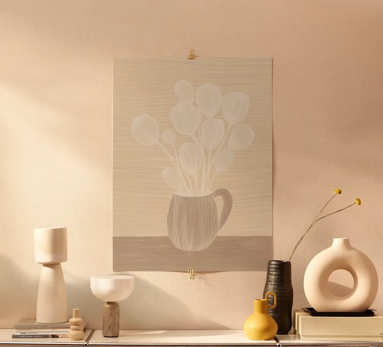Natura morta di fiori color caffè latteo | line art poster con telaio in plastica da Autofocus