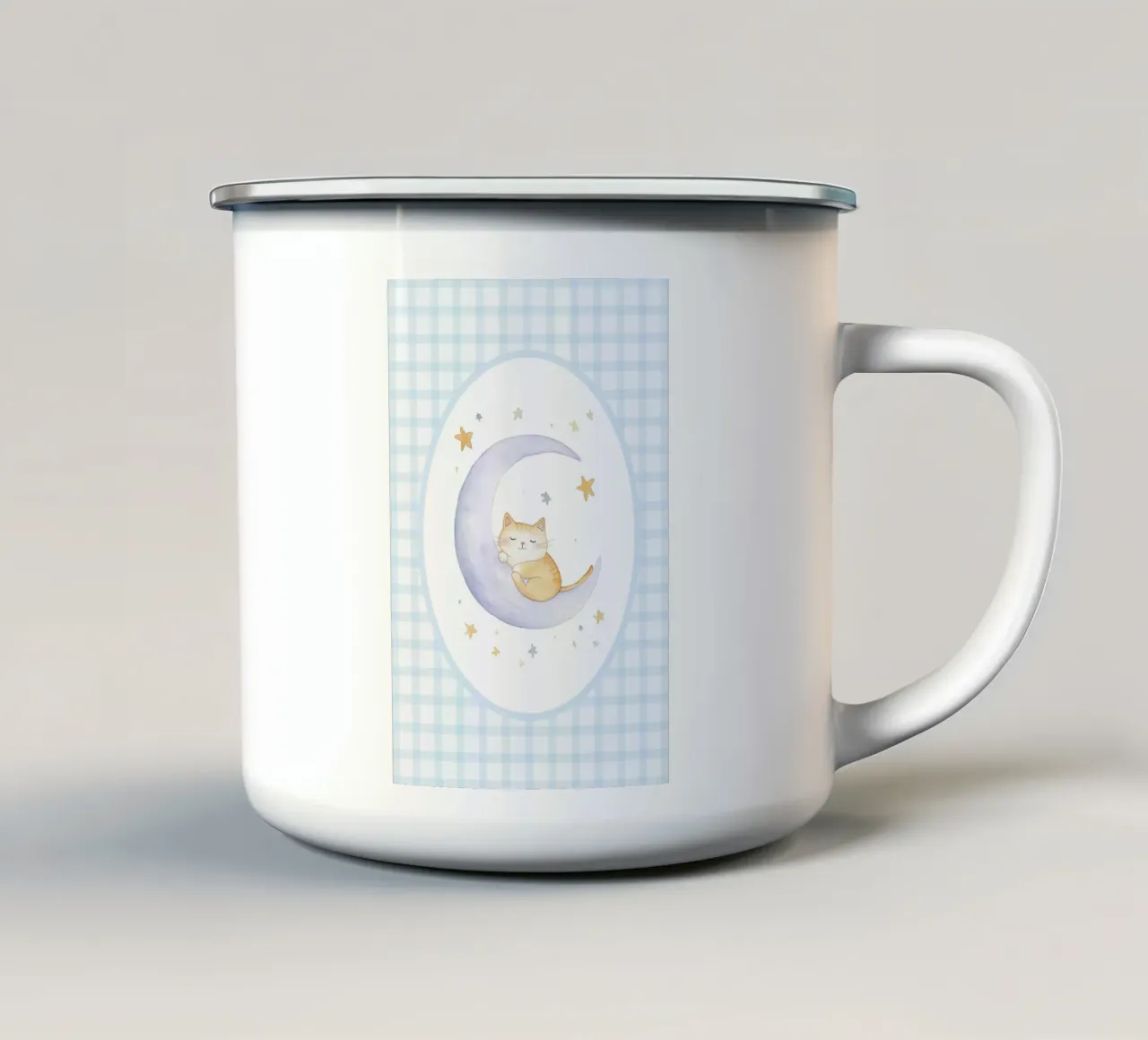 Gatto che dorme sulla mezzaluna tazza in smalto da Jungle Joy Art