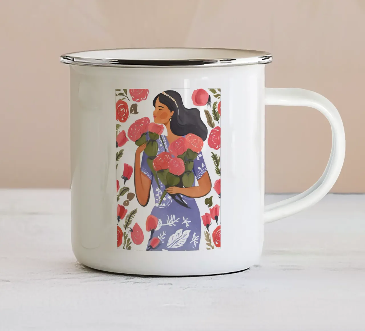 Frau mit Rosen tazza in smalto da designsbysophia