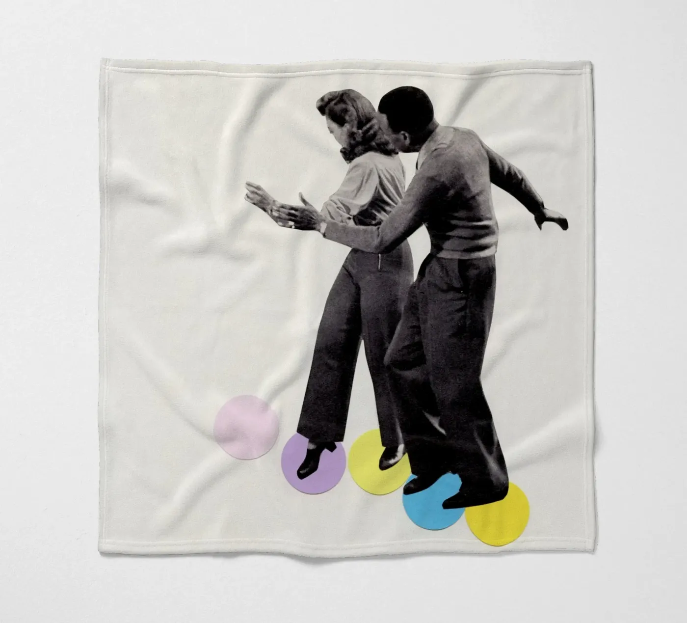 Passi di danza coperta in pile da Cassia Beck Collage