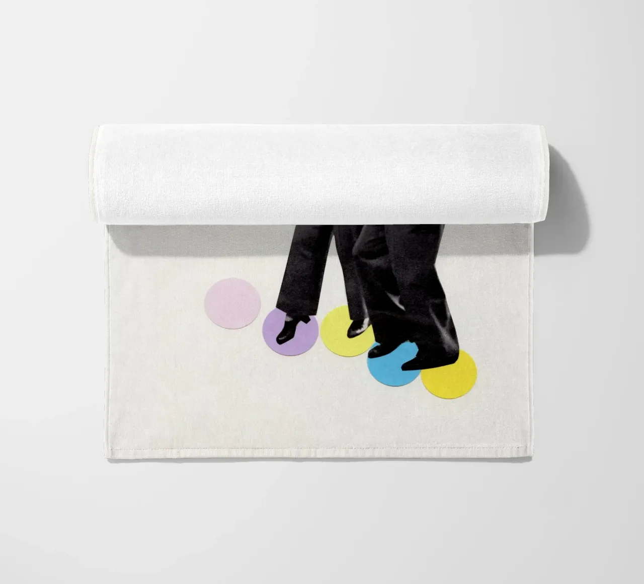 Dans Stappen strandhanddoek van Cassia Beck Collage