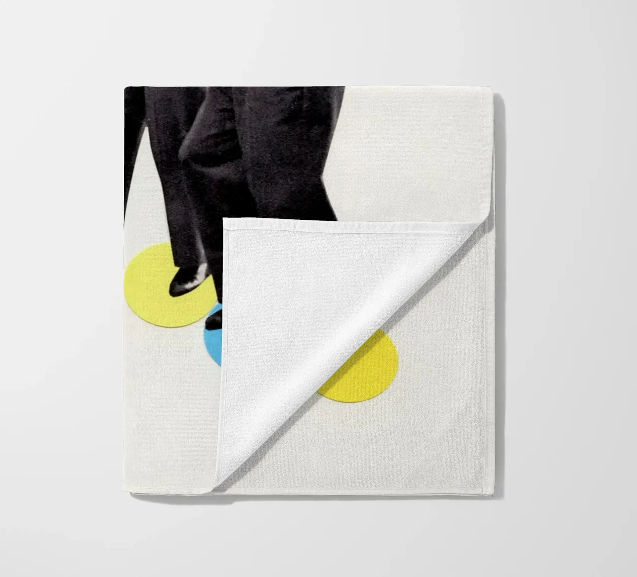 Dans Stappen strandhanddoek van Cassia Beck Collage