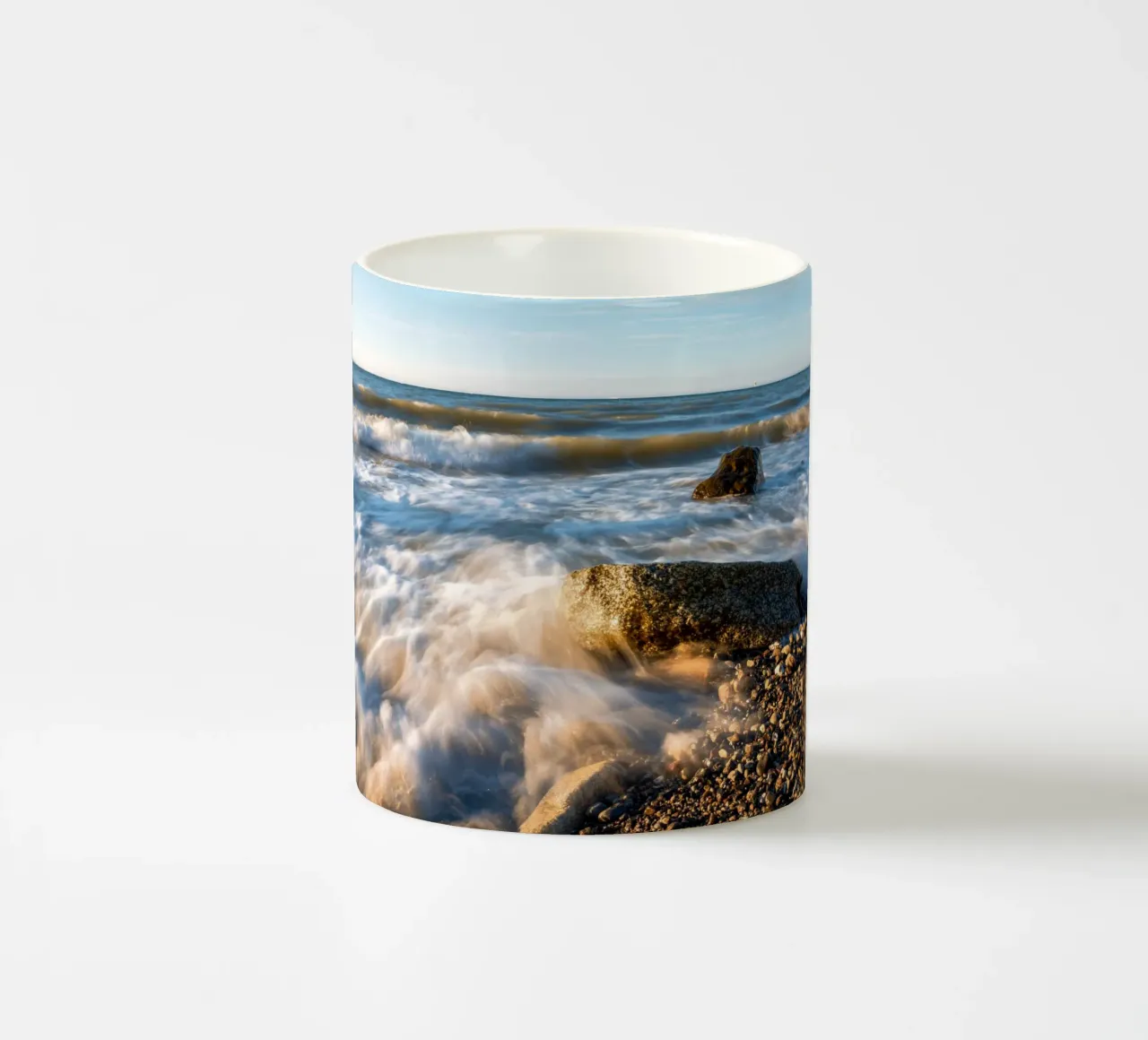 Onde sul Mar Baltico tazza in ceramica da Marcus Beckert | Fotografie
