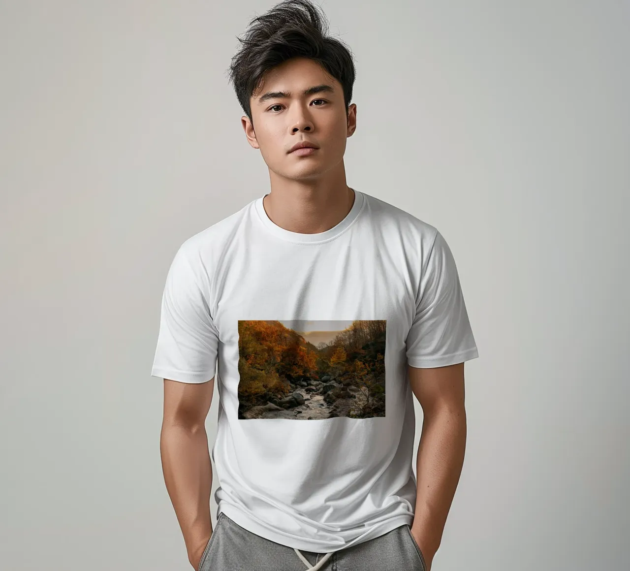 Fiume d'autunno a Niigata, Giappone t-shirt da Marcel Bisig