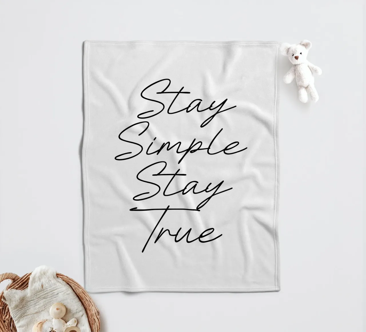 Stay Simple Stay True Tipografia minimalista coperta in pile da YV TYPOGRAPHY