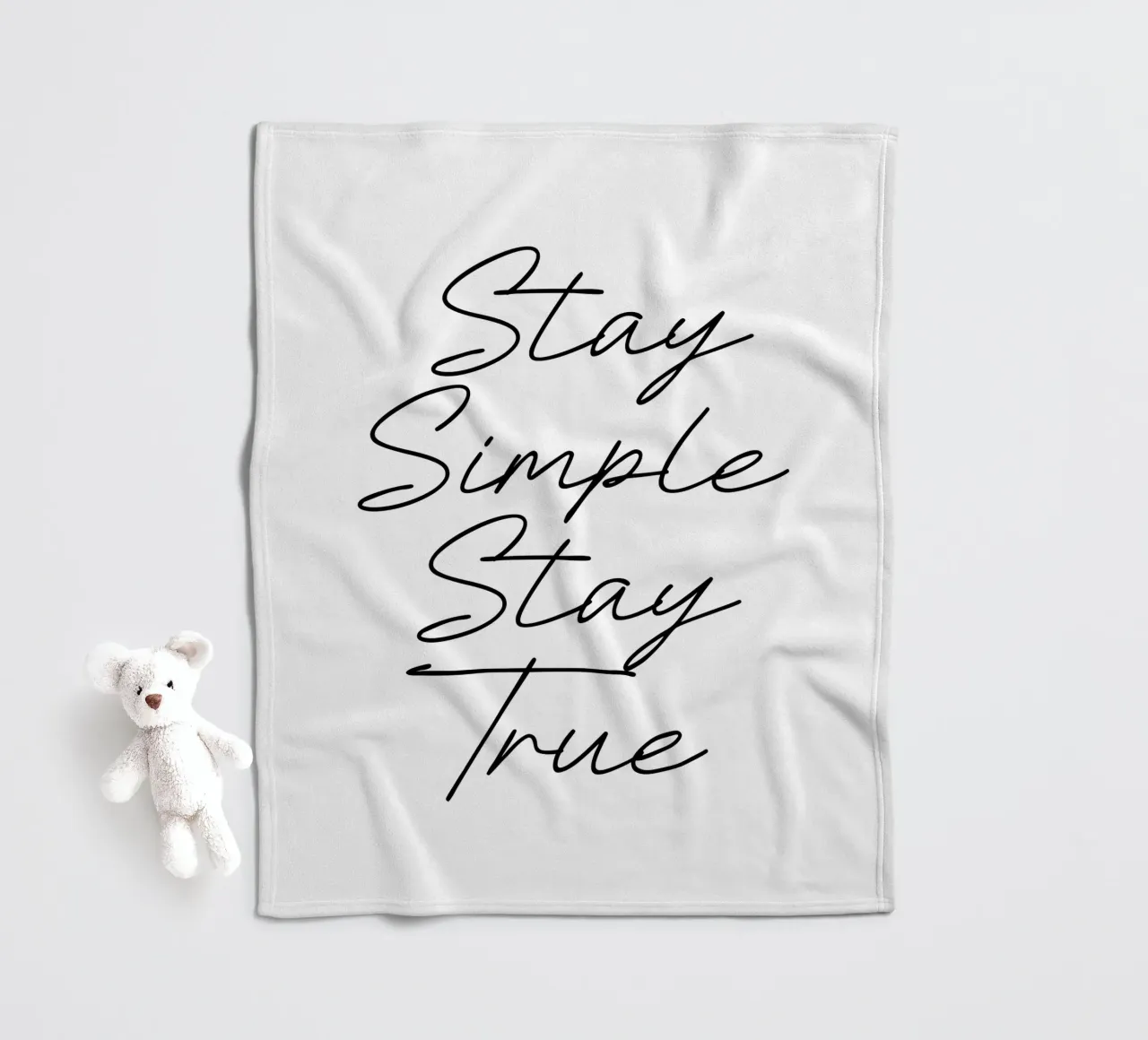 Stay Simple Stay True Tipografia minimalista coperta in pile da YV TYPOGRAPHY