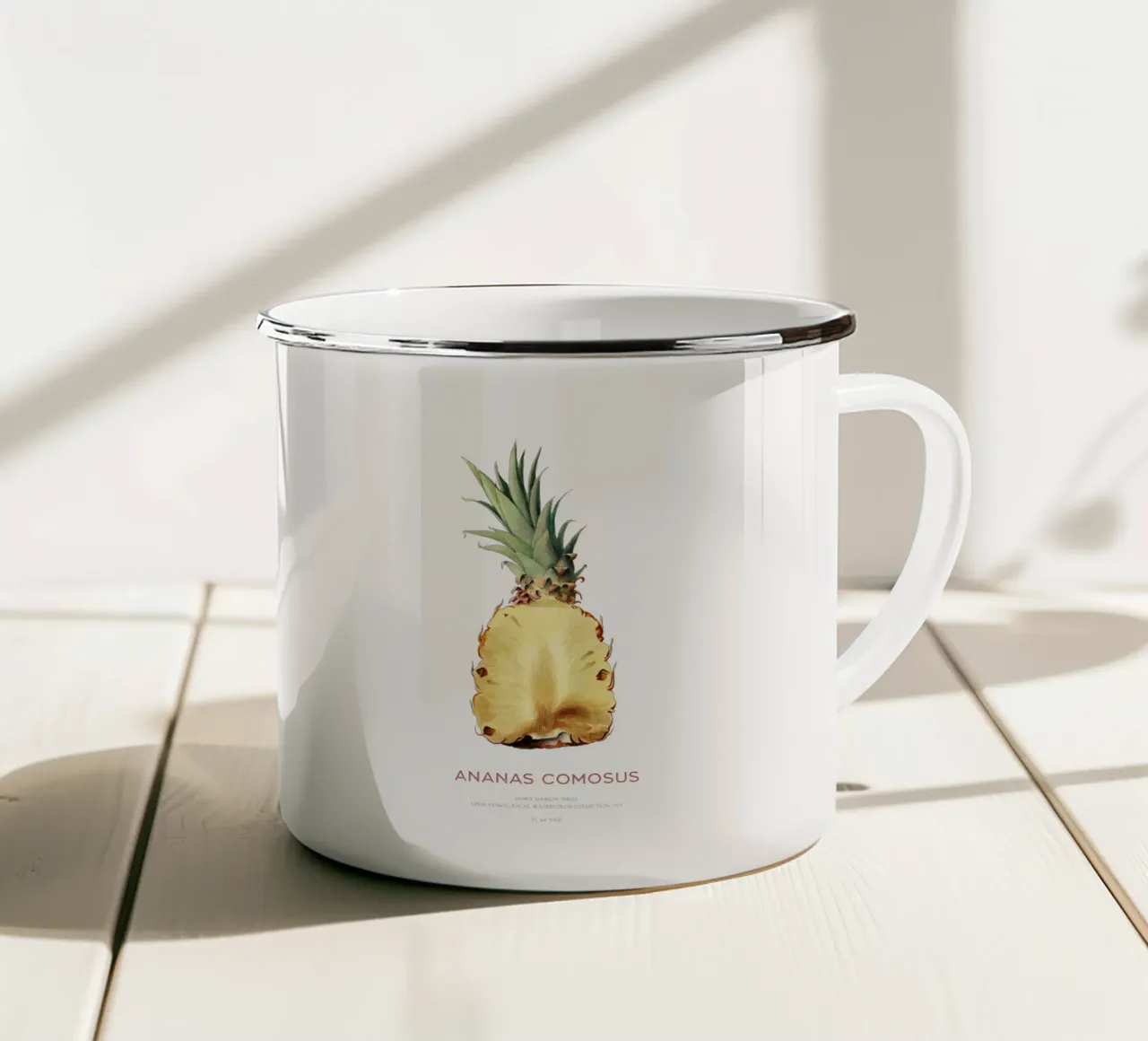 Ananas o Ananas comosus tazza in smalto da Vintagrafica