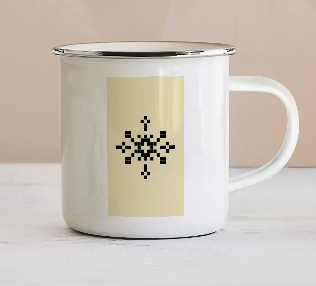 Pixel Snowflake Yellow tazza in smalto da Studio One