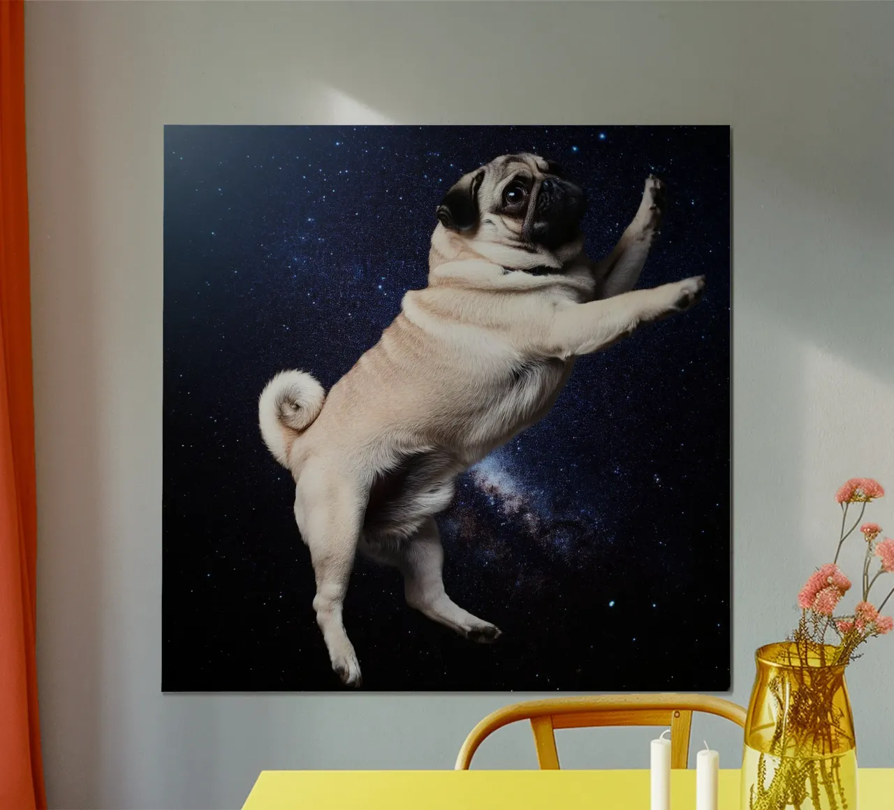 Schwebender Mops im Weltraum: Liebenswerter kosmischer Hund Kunstdruck Poster mit Kunststoffrahmen von FlexiDesignsByK