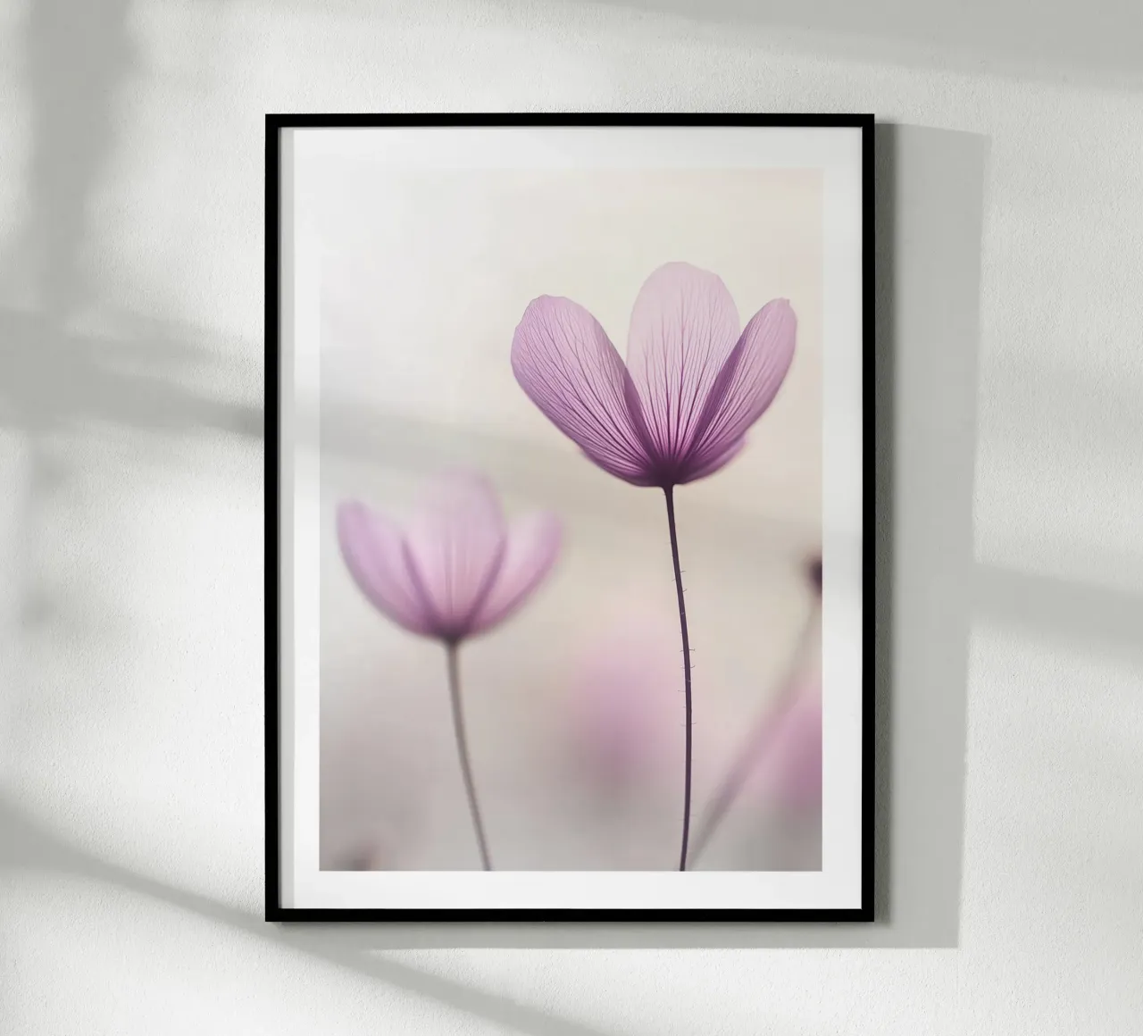 Delicati fiori viola poster da Flora & Horizon