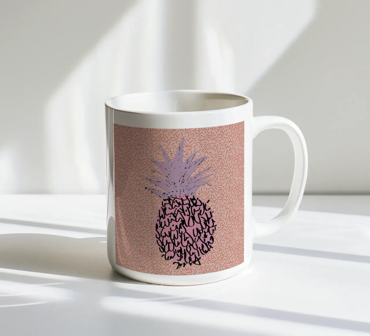 Memphis Pineapple tazza in ceramica da Mariery Young