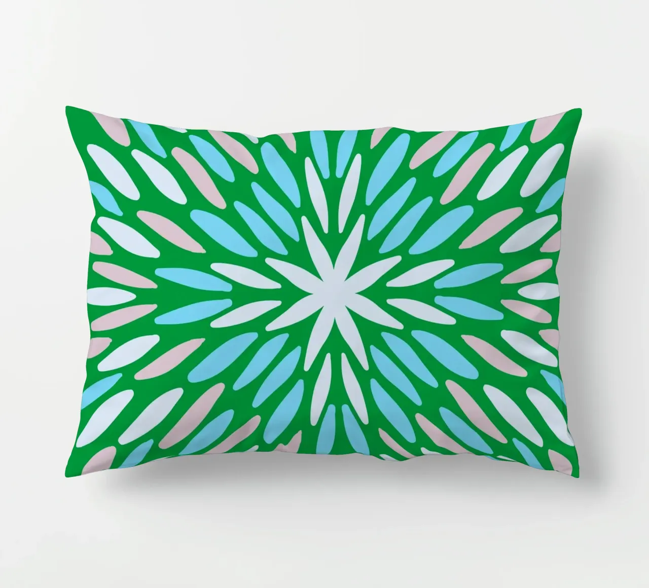 Petal burst - verde, blu e beige cuscino da Wackapacka