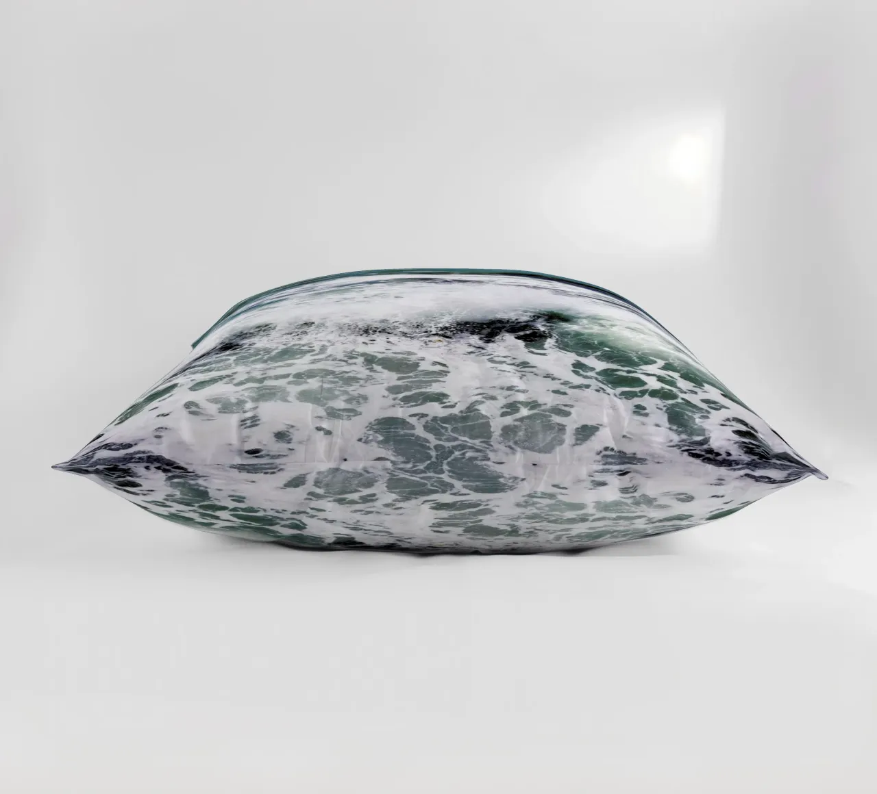 White Splash cuscino da Tal Paz-Fridman