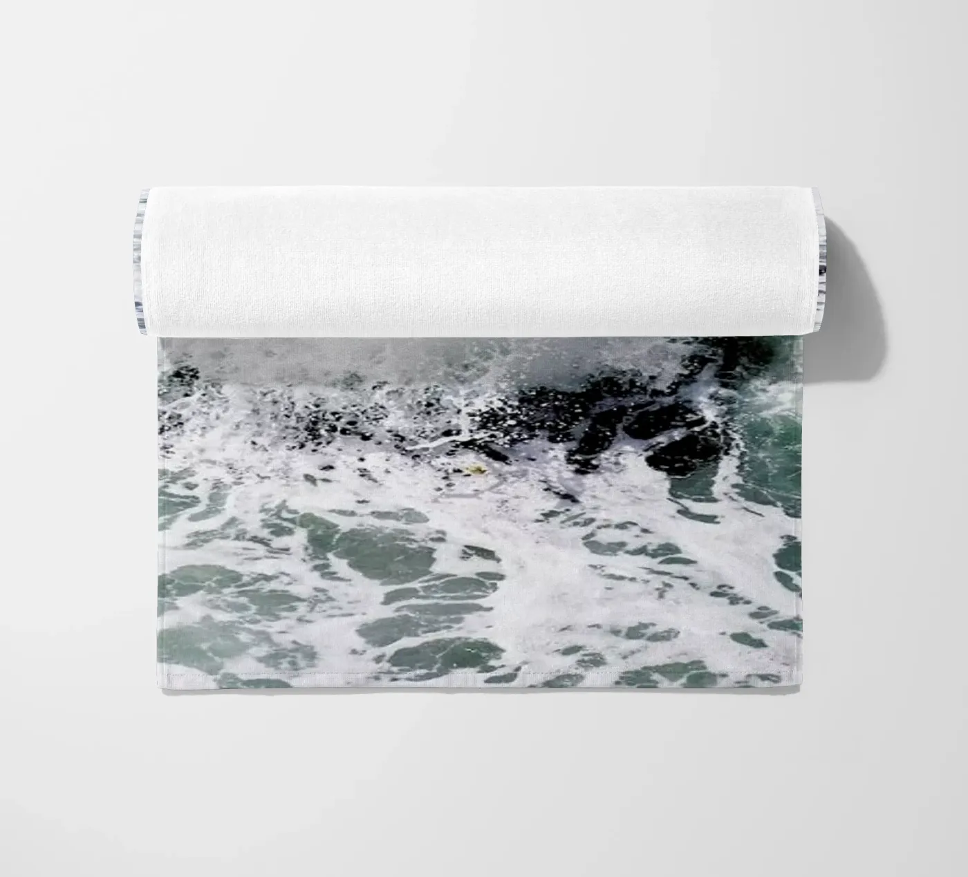 White Splash serviette de plage de Tal Paz-Fridman