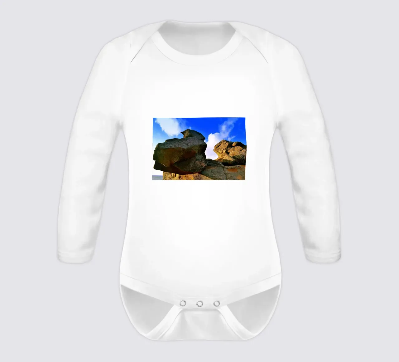 FAA185 long-sleeve baby romper by Thierry vobmann photography