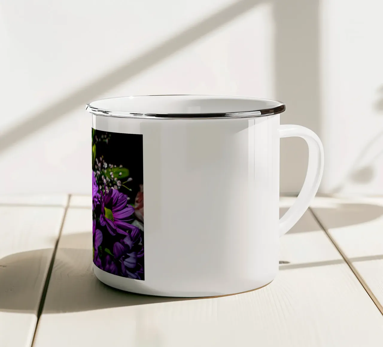 Bouquet di fiori colorati tazza in smalto da Marcus Beckert | Fotografie