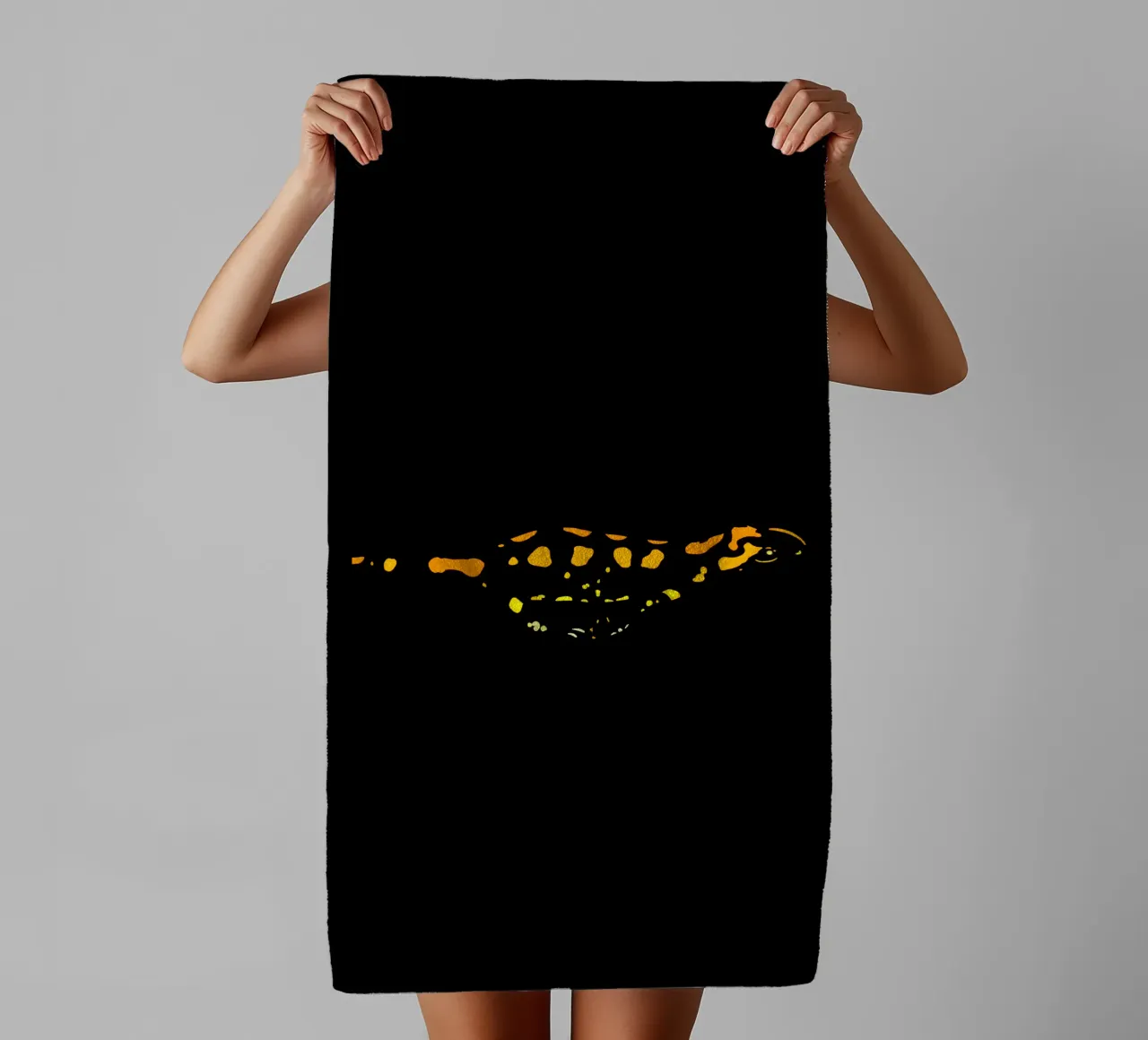 Salamander towel by C.WILL