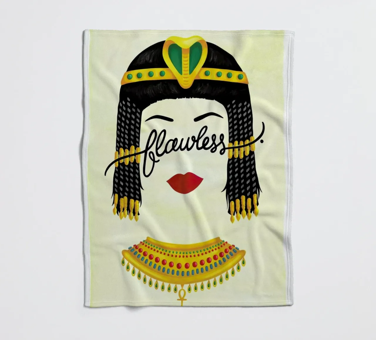 Flawless Cleopatra coperta in pile da Nour Tohme