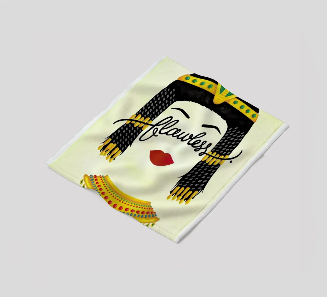 Flawless Cleopatra coperta in pile da Nour Tohme