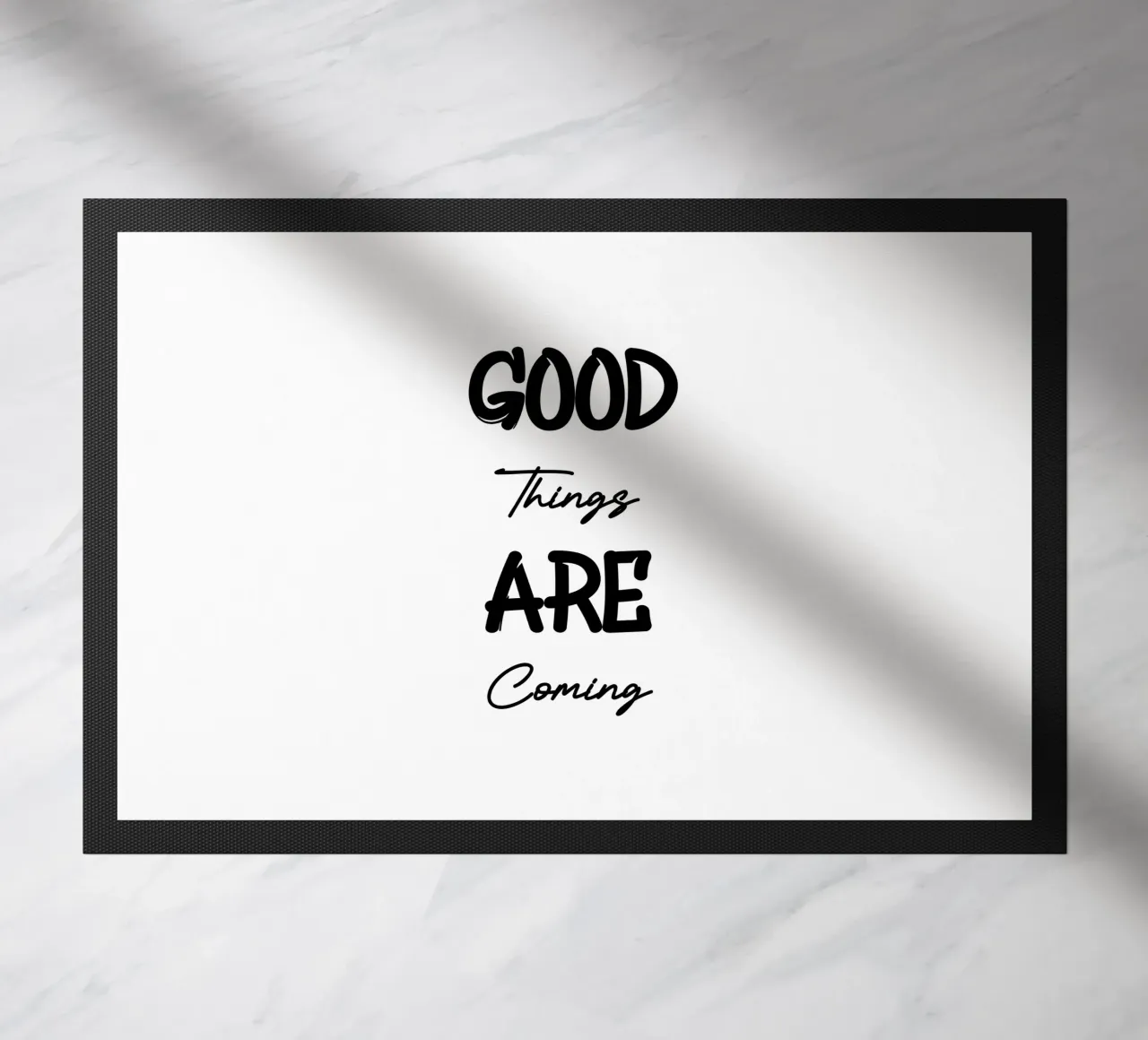 Goede dingen komen eraan Typografie in moderne stijl deurmat van YV TYPOGRAPHY